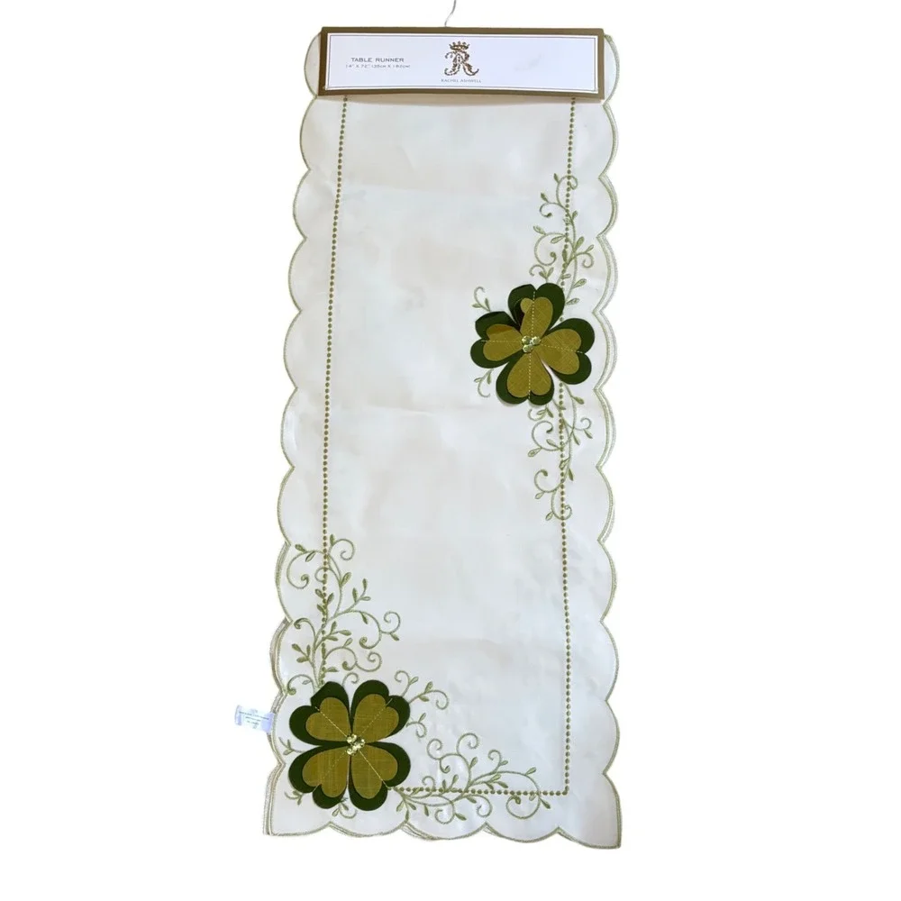 Rachel Ashwell Shamrock Table Runner White Green Embroidered Scalloped 14x72 NEW